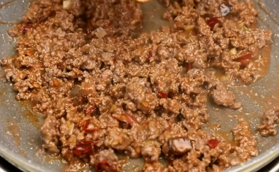 如何做美味牛肉茄子豆腐煲?