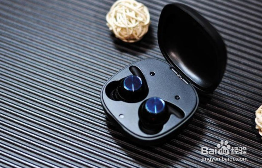 Xisem西圣战神Ares与热门品牌漫步者TWS3的对比