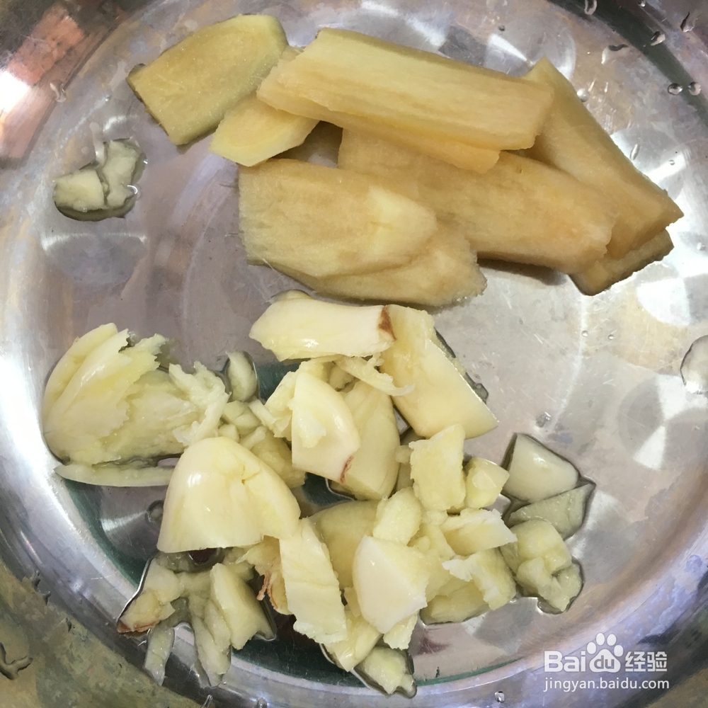 秋葵炒肉片怎么做