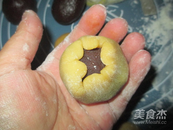 广式豆沙板栗月饼