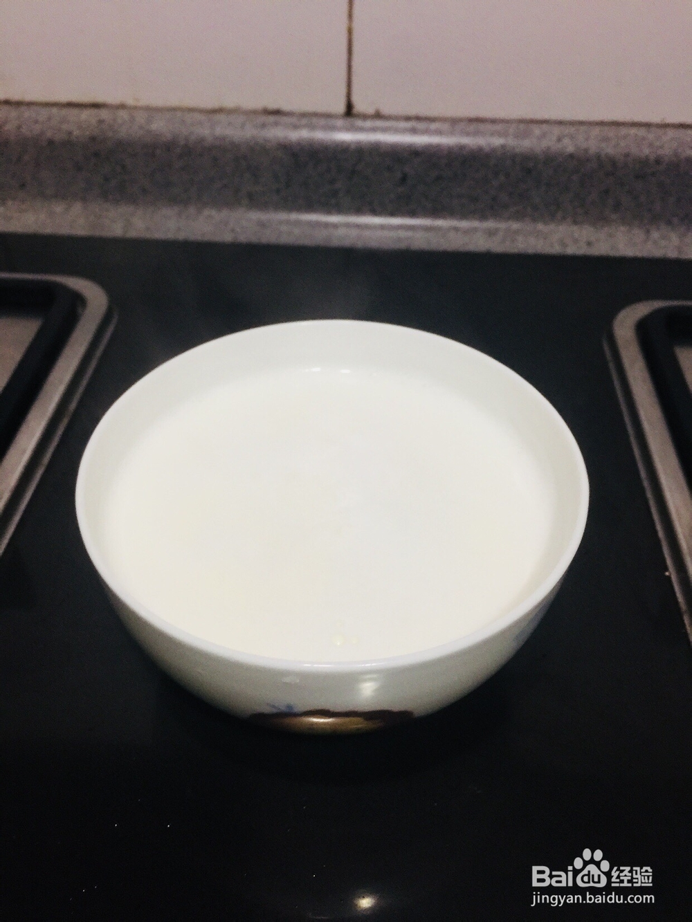 家常做法的红豆双皮奶