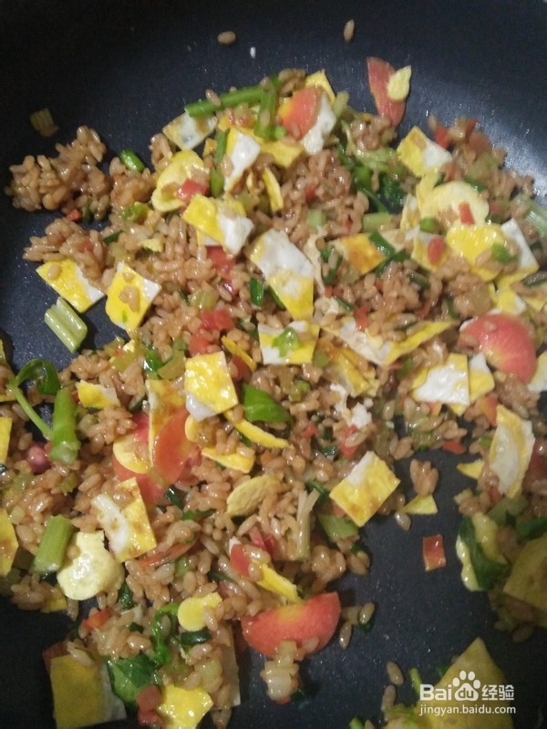 鸡蛋炒饭的做法