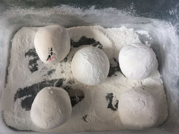 流沙黑芝麻汤圆