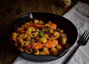 意面金蒜黑椒虾的制作方法