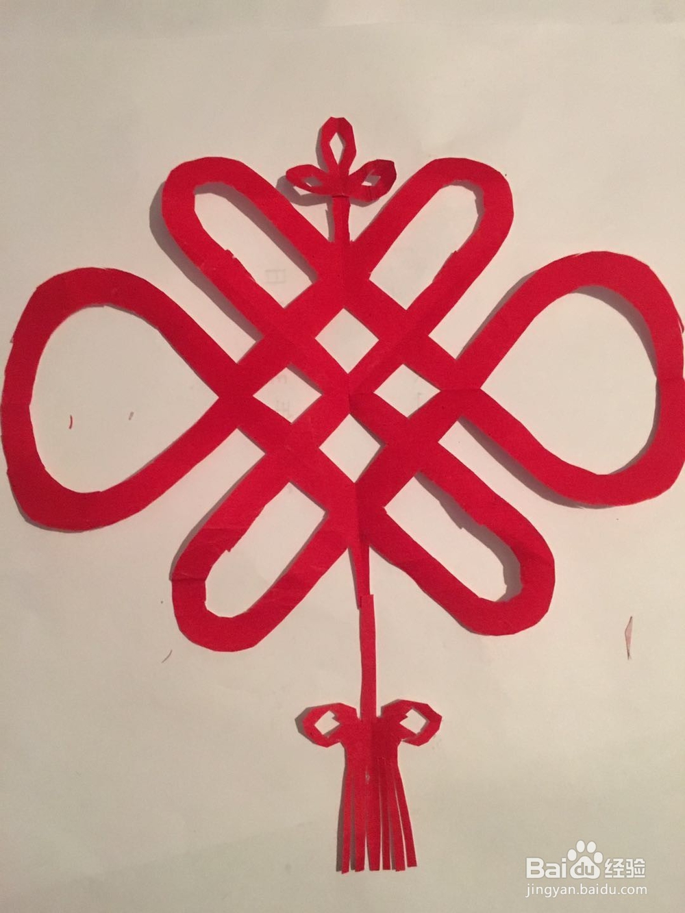 一个简单漂亮的中国结 怎样用彩纸裁剪