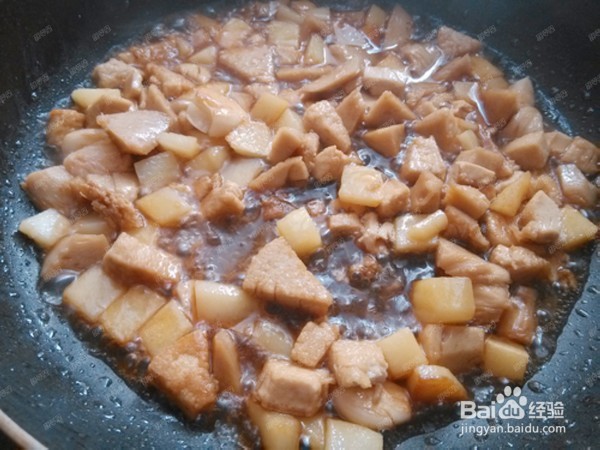 孜然土豆烩豆制素鸡怎么做