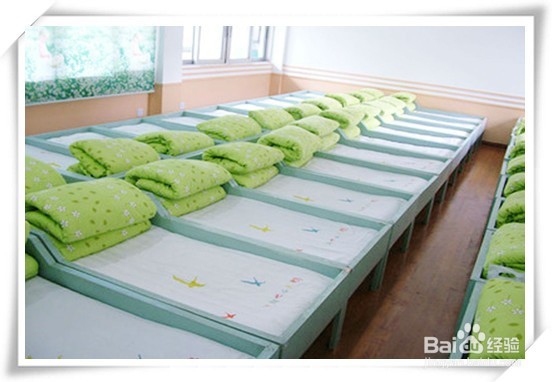 宝宝上幼儿园第一天必须准备的东西有哪些?