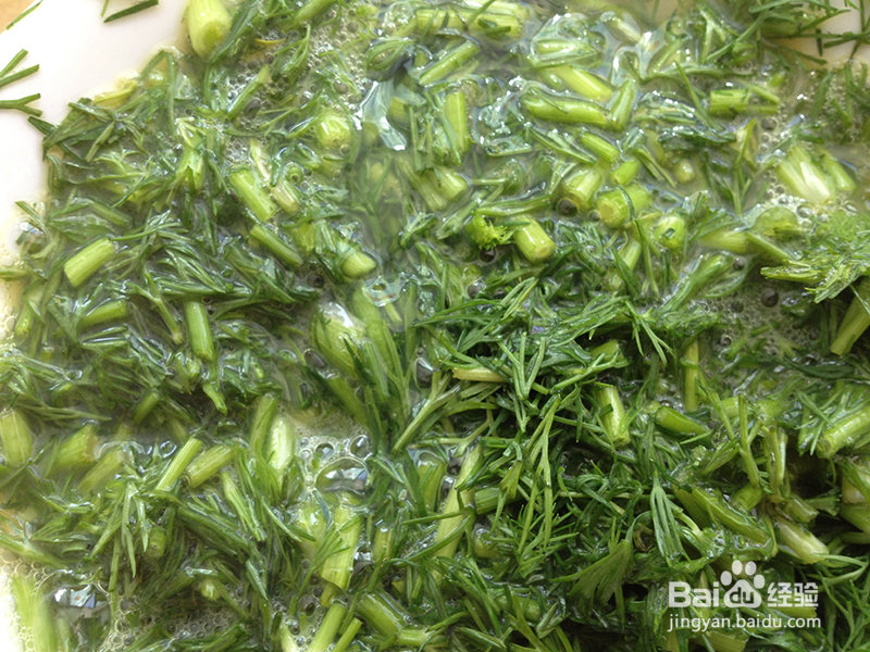 小茴香煎鸡蛋饼的做法
