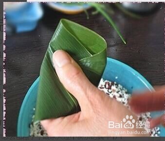 怎样包粽子。
