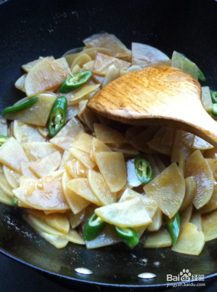 尖椒爆土豆片和肉丝清炒豆角——完美拍挡