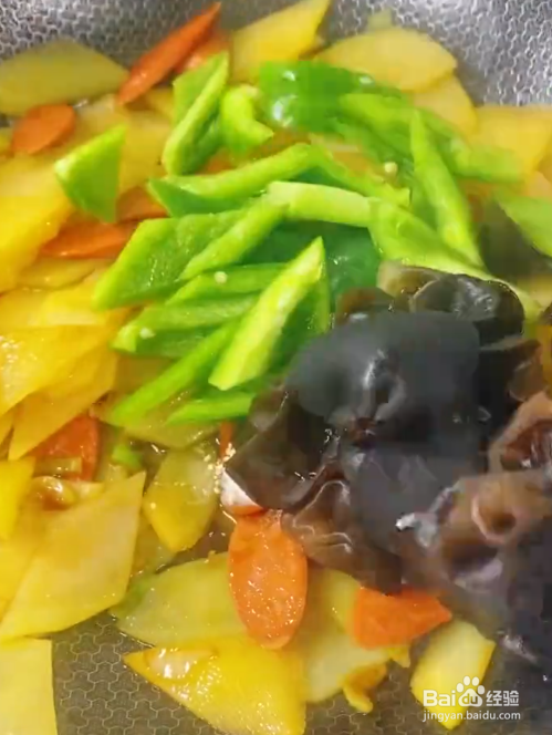 如何制作好吃的土豆片？