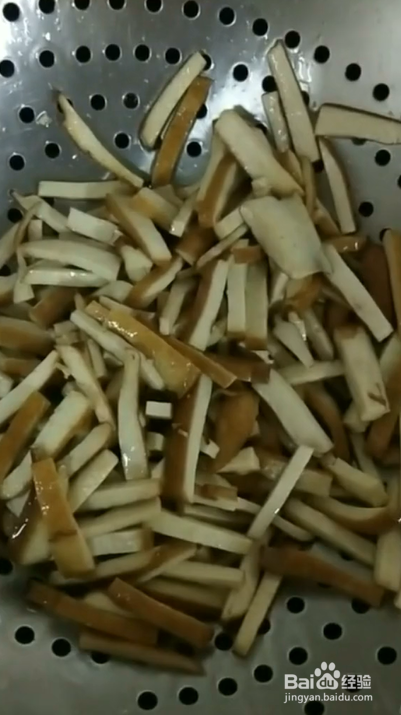 韭菜炒香干的制作流程
