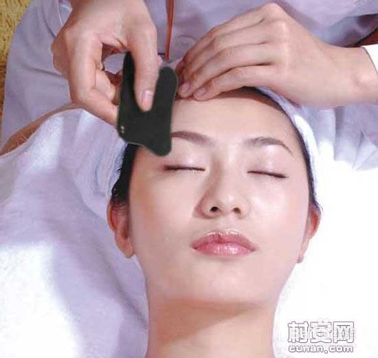 护肤精油的正确使用方法!