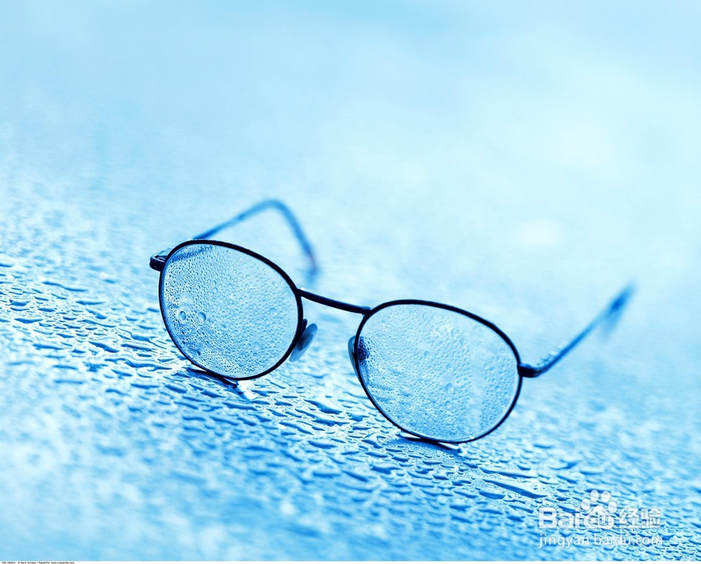 如何正确清洗眼镜片