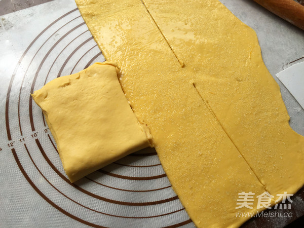 千层刀切南瓜馒头