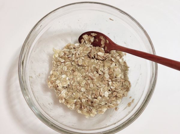 燕麦草莓芝士挞