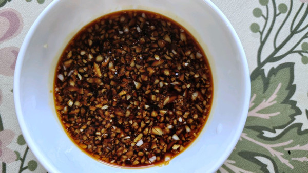 猪肉酸菜炖冻豆腐