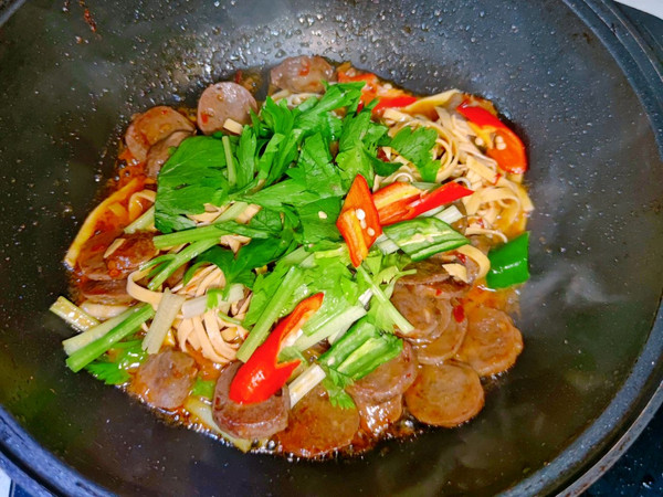 芹菜豆皮牛肉丸