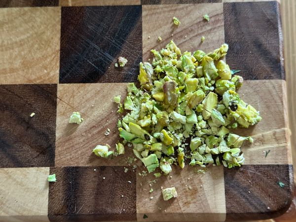 开心果拌绿豆凉粉