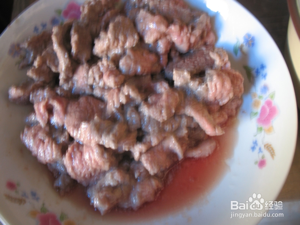 如何制作美味的秋葵牛柳