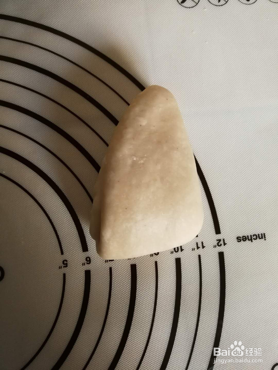 心形草莓椰蓉面包的做法