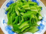 尖椒干豆腐怎么做