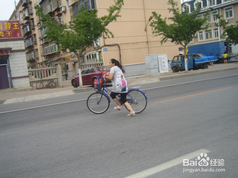 怎样告诉孩子安全过马路--57