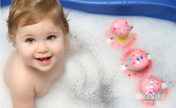 夏天如何让宝宝爱上洗澡