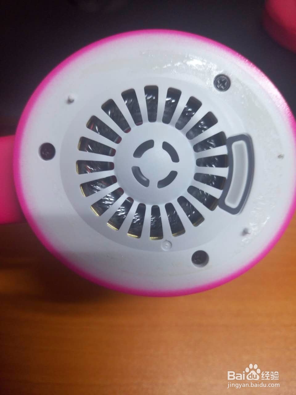 如何拆解粉色的beats solo