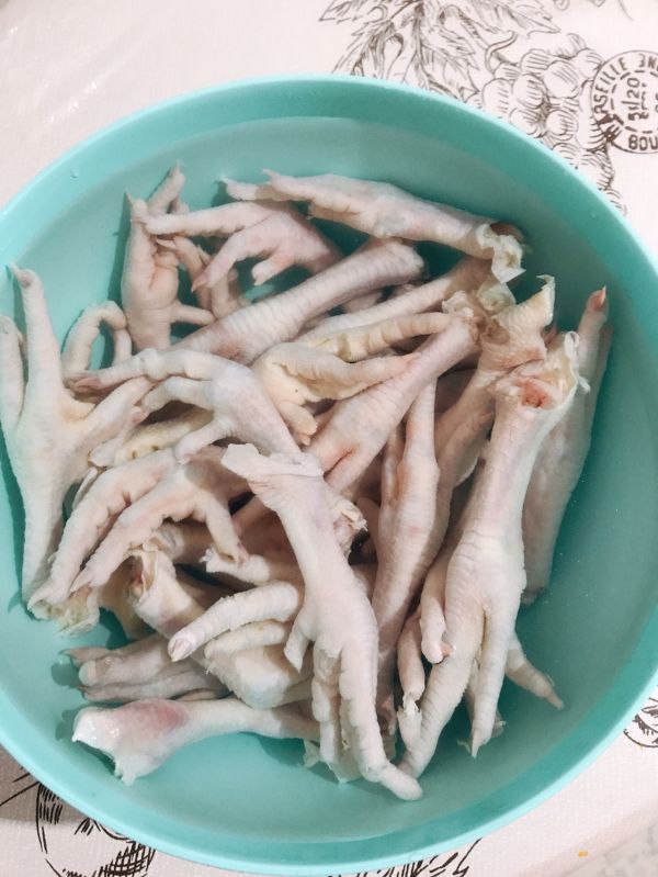 柠檬蒜香味爽口鸡爪