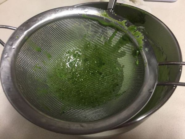 酸奶抹茶双色慕斯