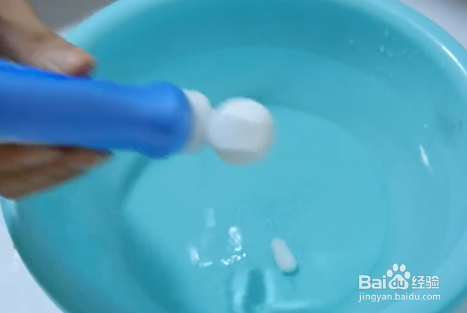 如何解决白色衣服变黄？