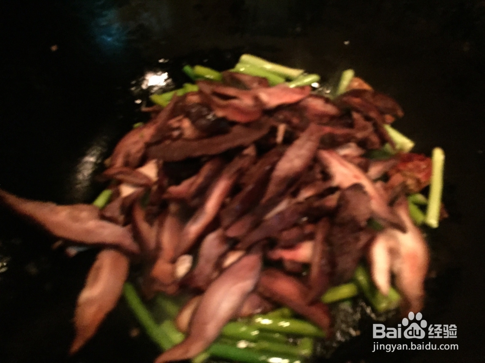 如何做香茹炒蒜苔