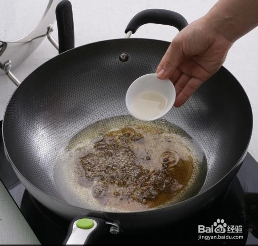 油爆河虾的简易做法
