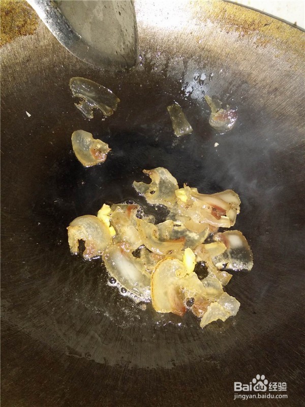 茼蒿老姜炒腊肉