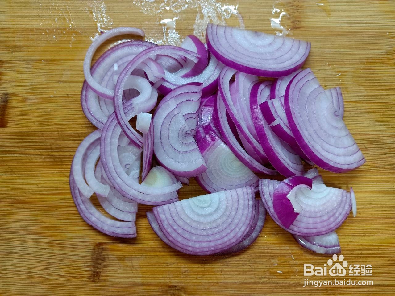 洋葱木耳炒鸡蛋的做法