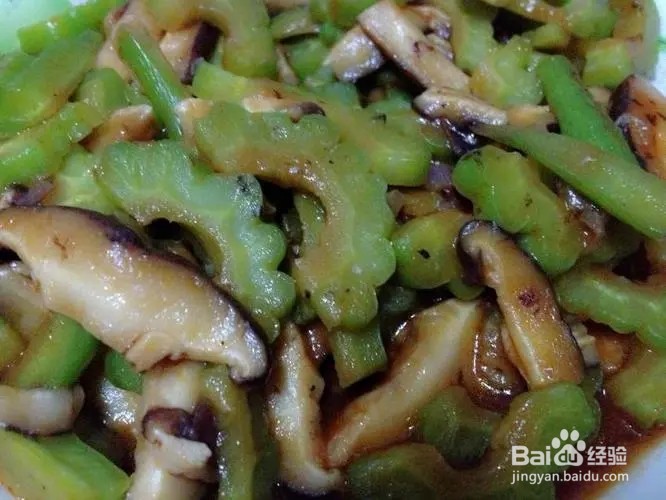 苦瓜炒香菇