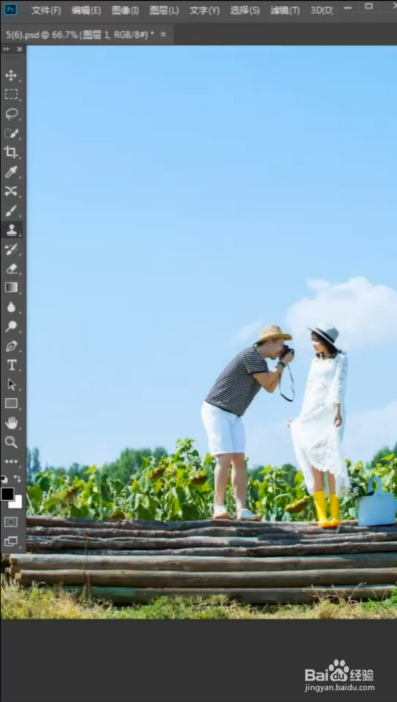 PS软件怎么一秒移动人物？