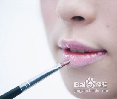如何打造萌妆“卧蚕”流行彩妆
