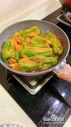 怎么做美味的虎皮青椒金针菇