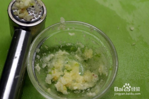 蒜泥白肉的做法