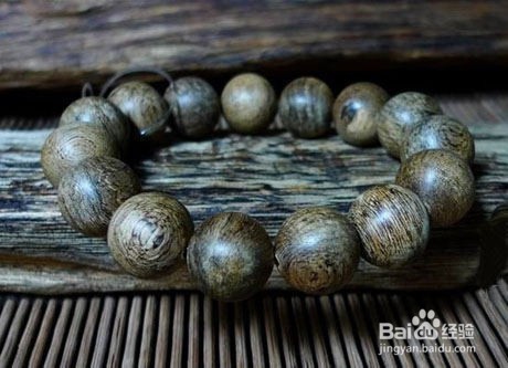 新手购买沉香手串注意哪些