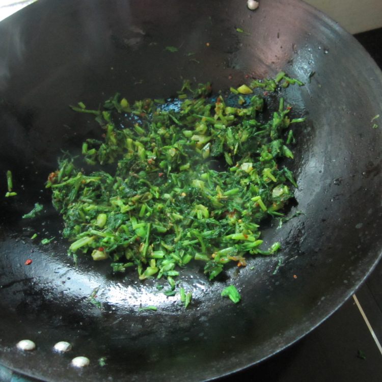 鱼香川味芥末的做法