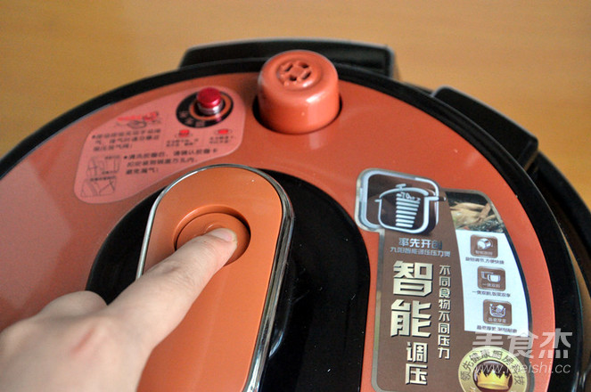 蔓越莓南瓜银耳汤