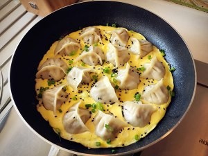 抱蛋煎饺怎么做