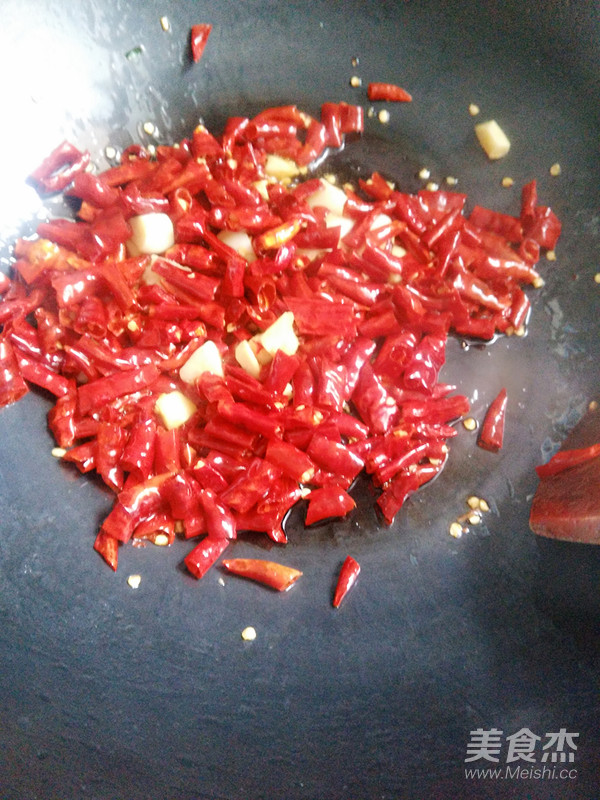 酱爆鸡丁的做法