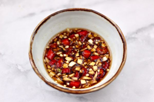 包菜虾皮菜团子