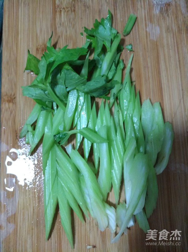 西芹木耳炒山药