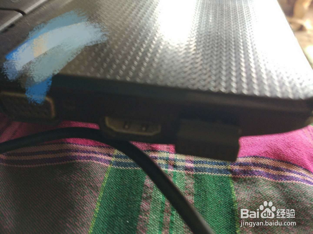 如何安装无线键盘和鼠标