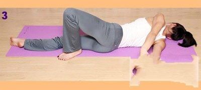 丰胸瑜伽动作打造迷人“峰”景